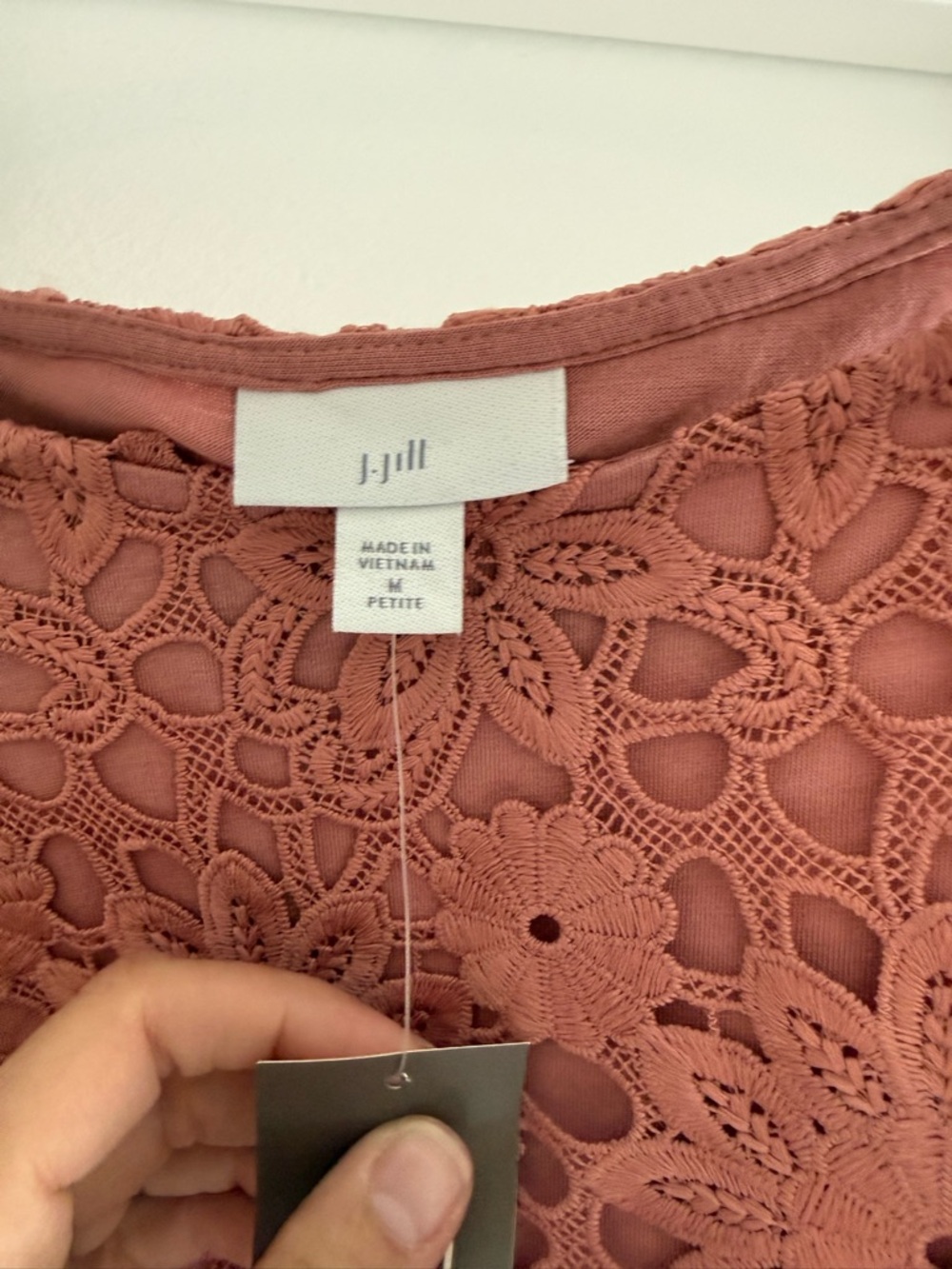 NWT J.Jill lace crochet overlay sleeveless dress in rose, size MP - Picture 3 of 5